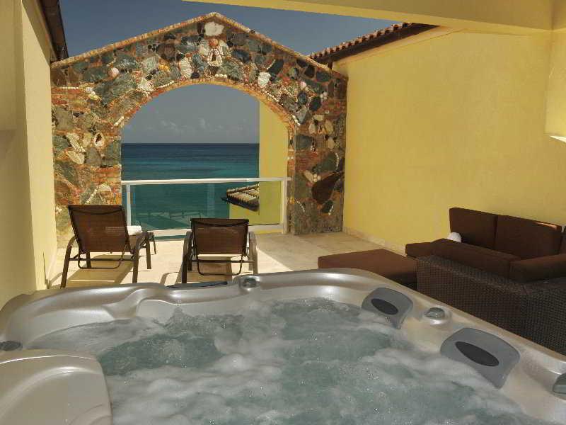 Sea Shore Allure 4* Cruz Bay