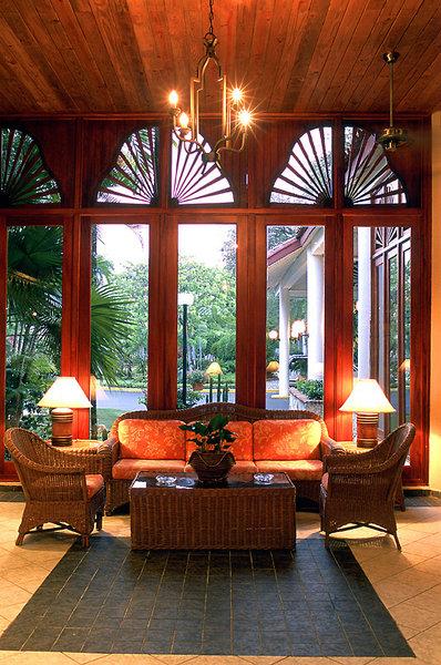 Occidental Allegro 4*