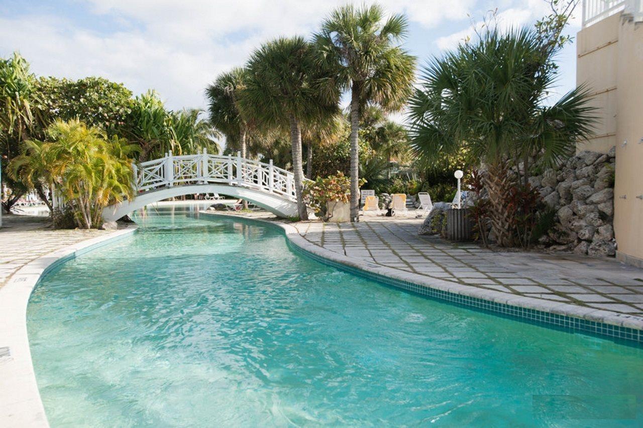 Hotel Flamingo Bay & Marina Freeport