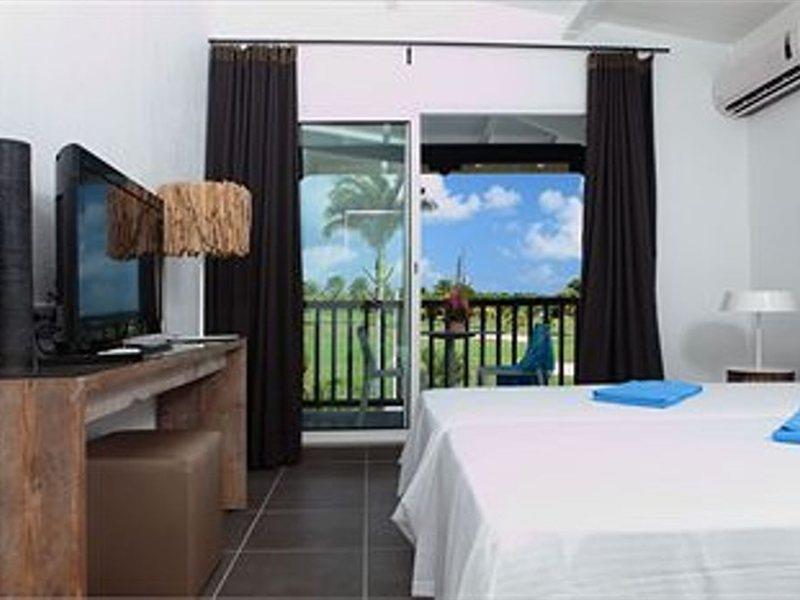 Bwa Chik & Golf Saint-Francois (Grande-Terre)