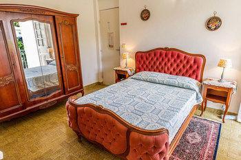Les Chambres D'hotes De La Cayol