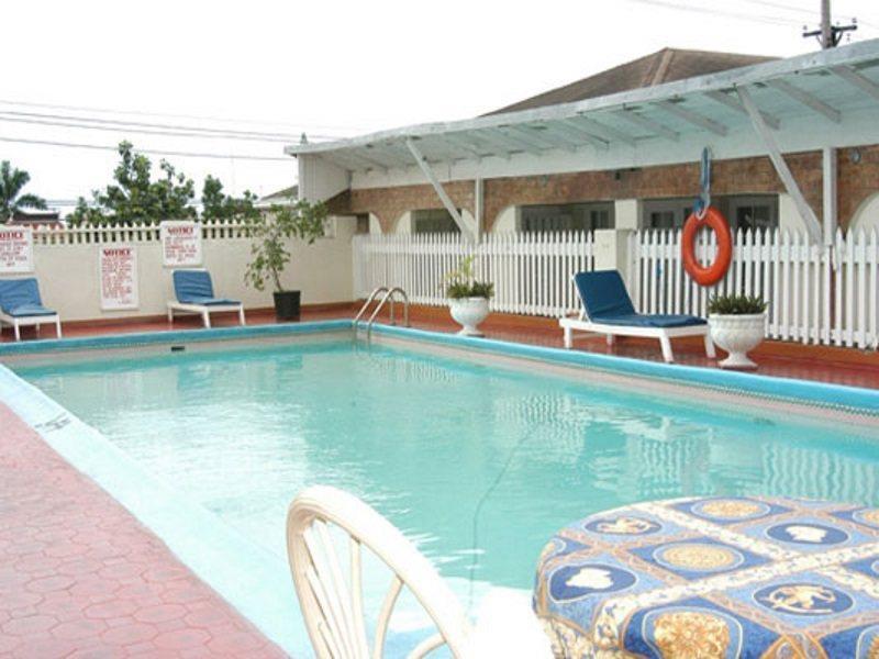 Village Ocho Rios