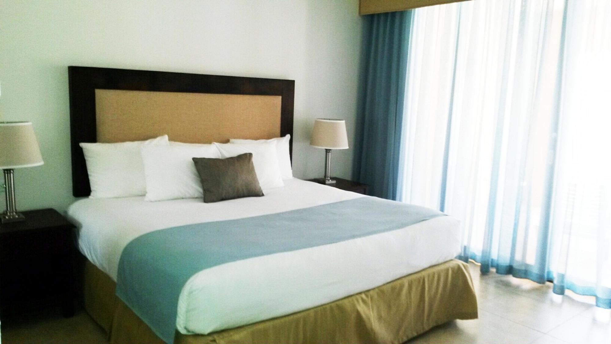 Aparthotel Park Royal Club Cala Puerto Rico 3*