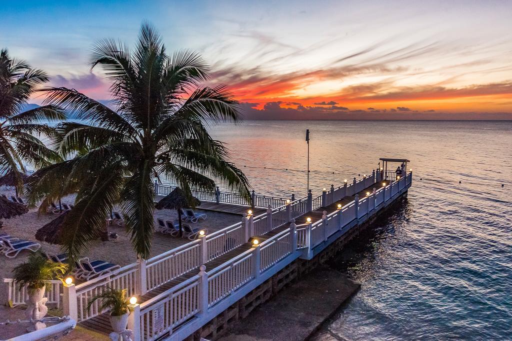 Resort Grand Decameron Montego Beach, A Trademark All-inclusive 3*