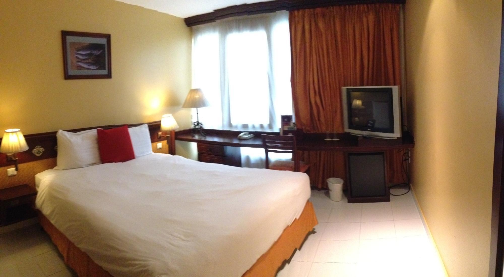 Novus Plaza Hodelpa