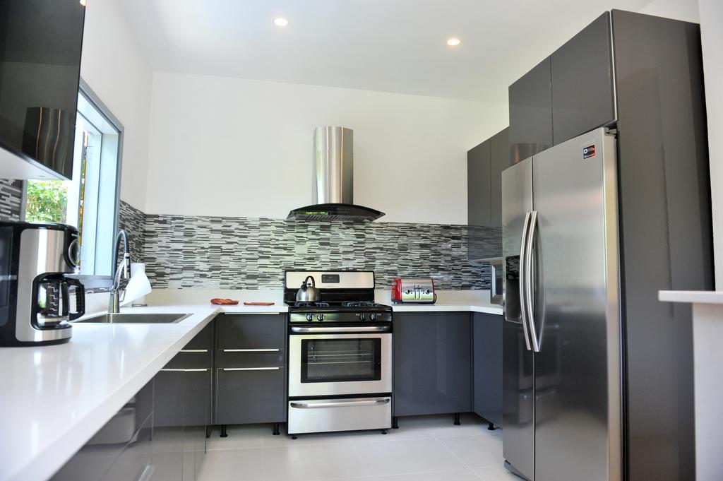 Villa One Luxe Jamaica With Private Pool, Modern Interior And Secluded Ocho Rios