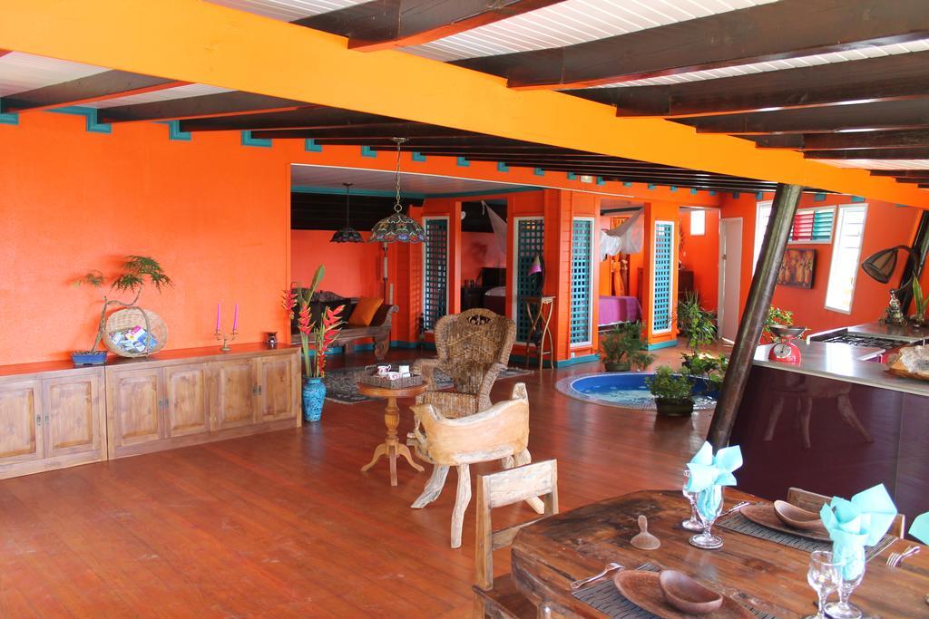 Villasticreole Holiday home