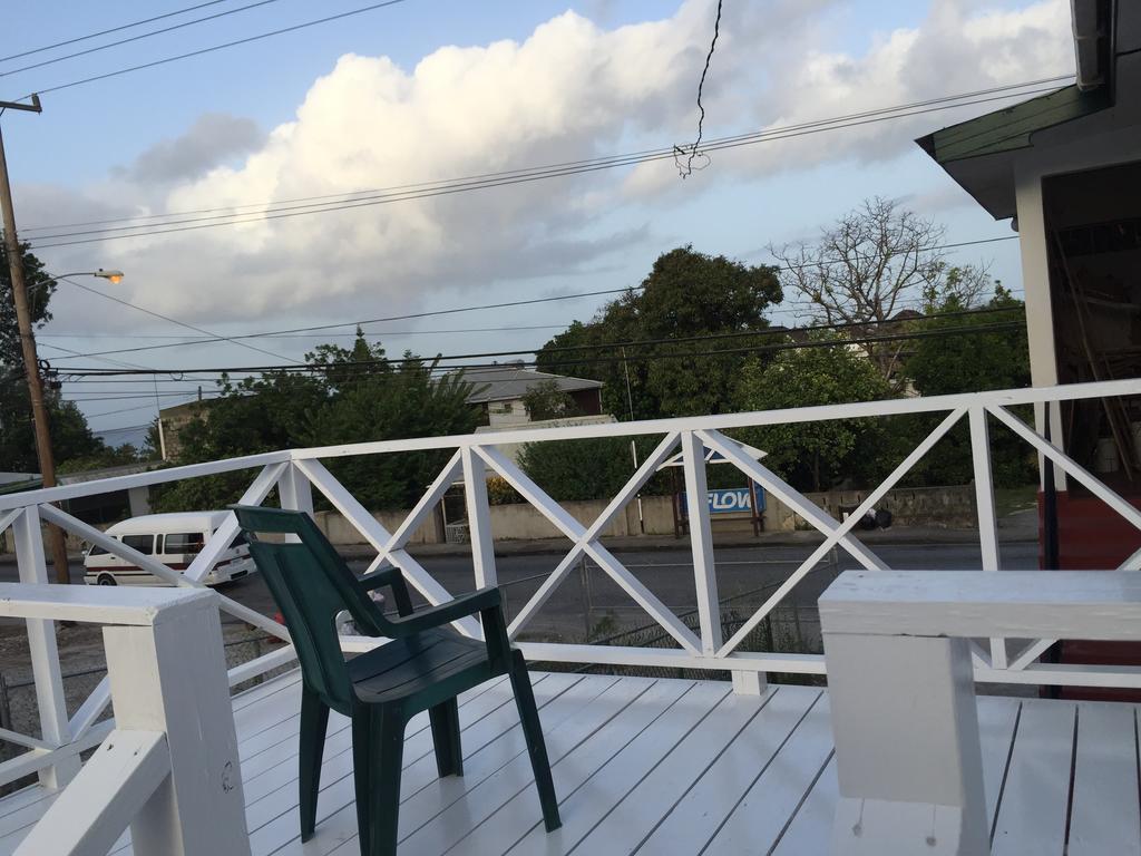 Platinum Coast Saint James