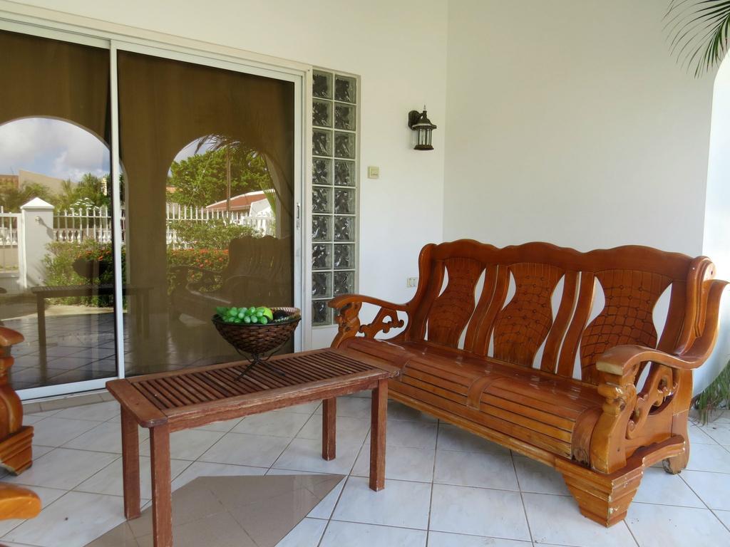 Palm Beach Vacation * Tanki Leendert
