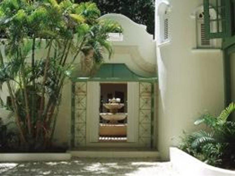 Monkey Villa