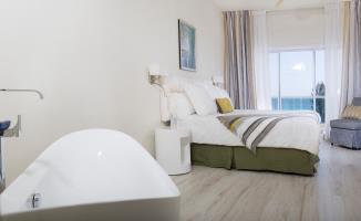 Resort The Rockley By Ocean - Breakfast Included 4*