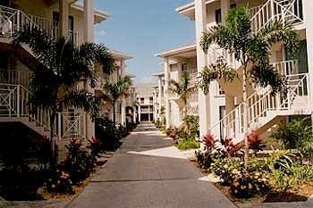 #207 Sunset Cove Seven Mile Apartment George Town