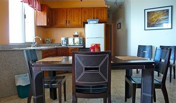Lemontree Oceanfront Cottages