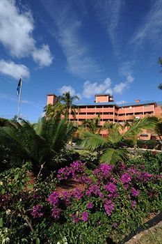 Holiday Express & 3* Nassau