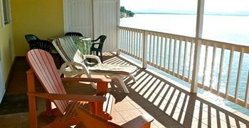 Lemontree Oceanfront Cottages