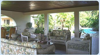 Villa Allamanda Estate