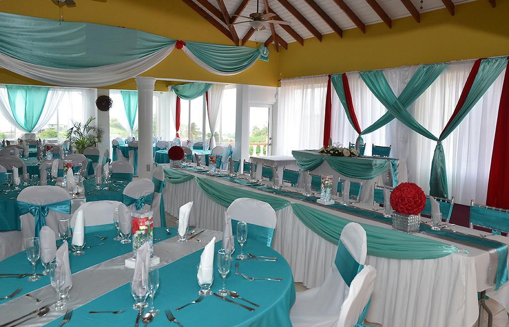 Alexandrina Hotel Kingstown