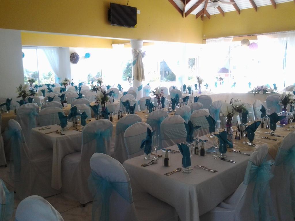 Alexandrina Hotel Kingstown