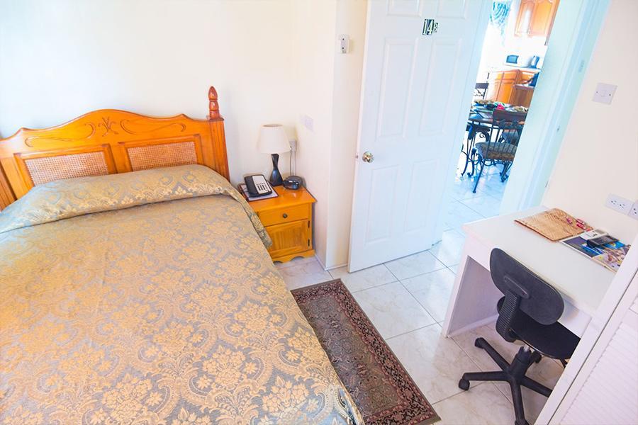 Alexandrina Hotel Kingstown