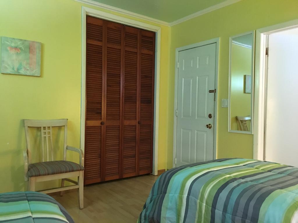 Eldemire's Tropical Island Inn 3*