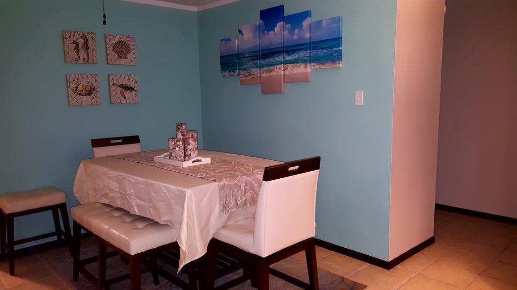 Apartment Fully Air-conditioned Front Penthouse