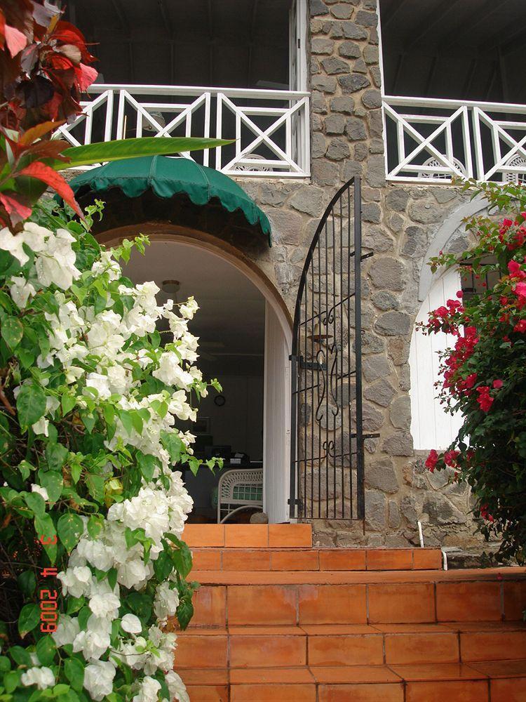 Mango Beach Bed & Breakfast 3*