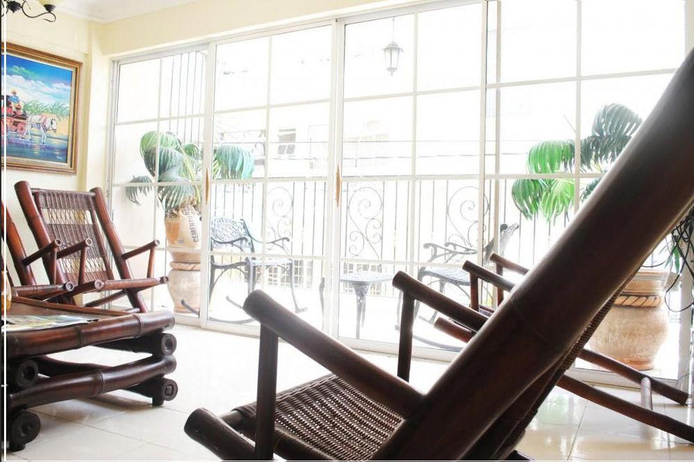 La Colonia Hotel