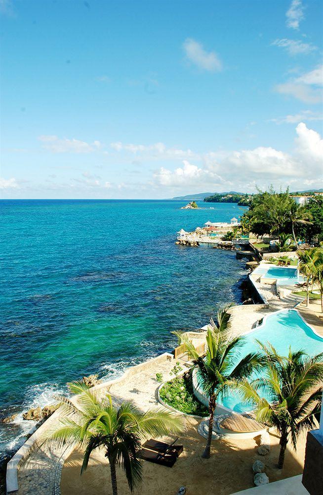 Whispering Seas Jamaica * Ocho Rios