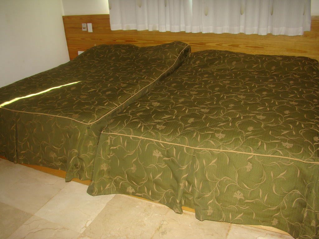 Apartamento Fenix Apartment *