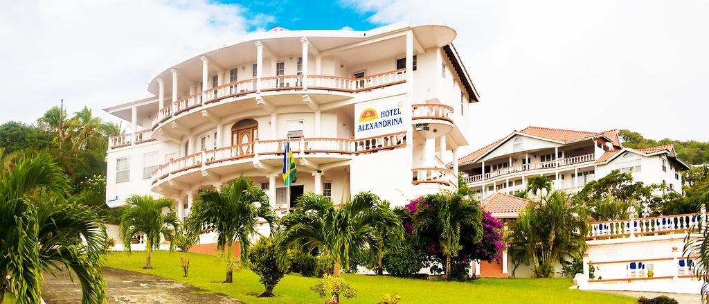 Hotel Alexandrina Kingstown