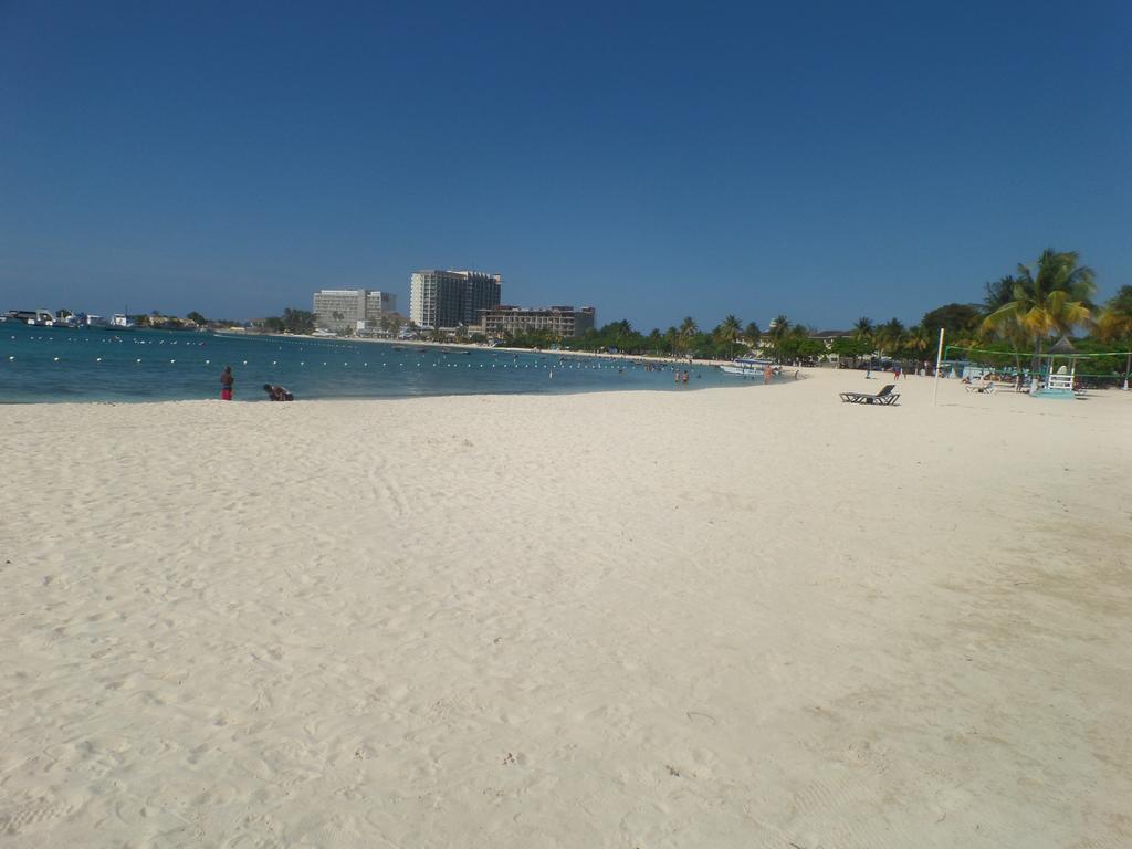 Turtle Towers * Ocho Rios