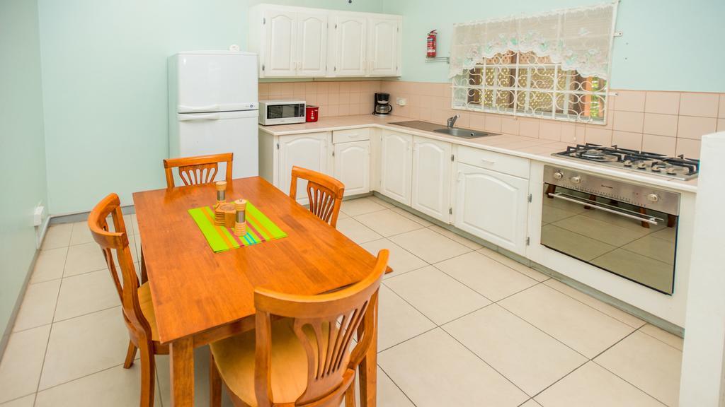 Bougainvillea Apartment St. George's