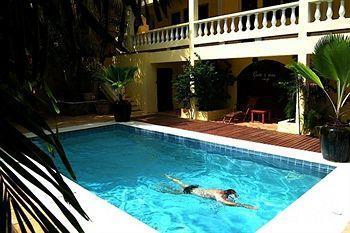 The Old Gin House 4*