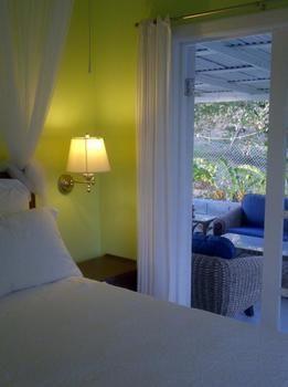 Villa Firefly