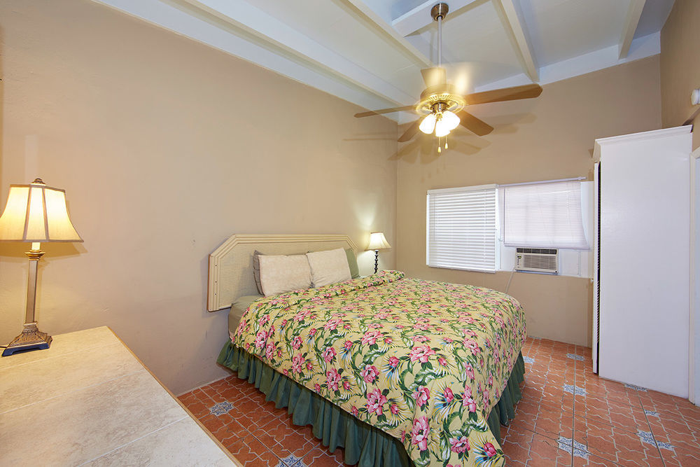 Resort Paradise Cove Ocean Front And