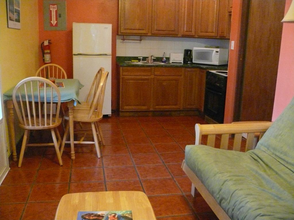 Aparthotel Ababor Suites
