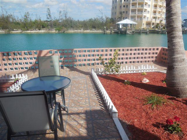 Villa Dundee Bay