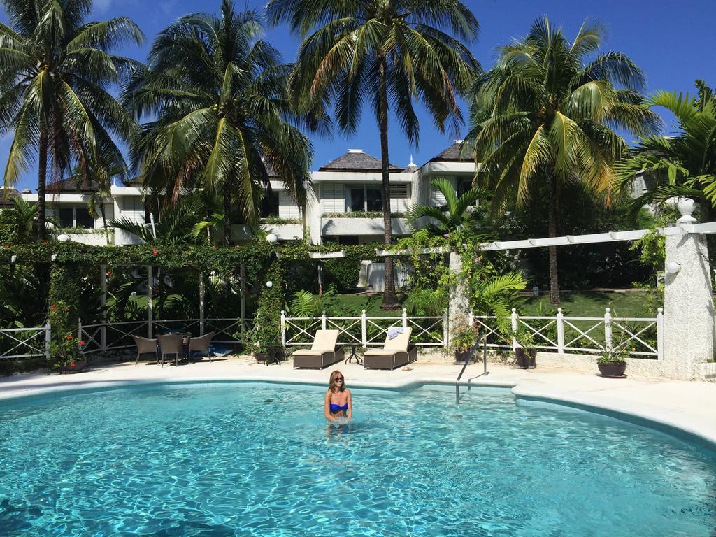 Resort Goblin Hill At San San Drapers