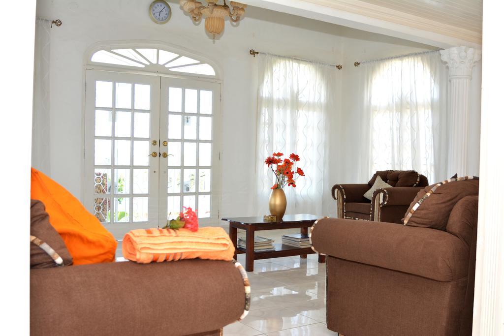 Paradise Palms Jamaica Vacation Holiday home Montego Bay