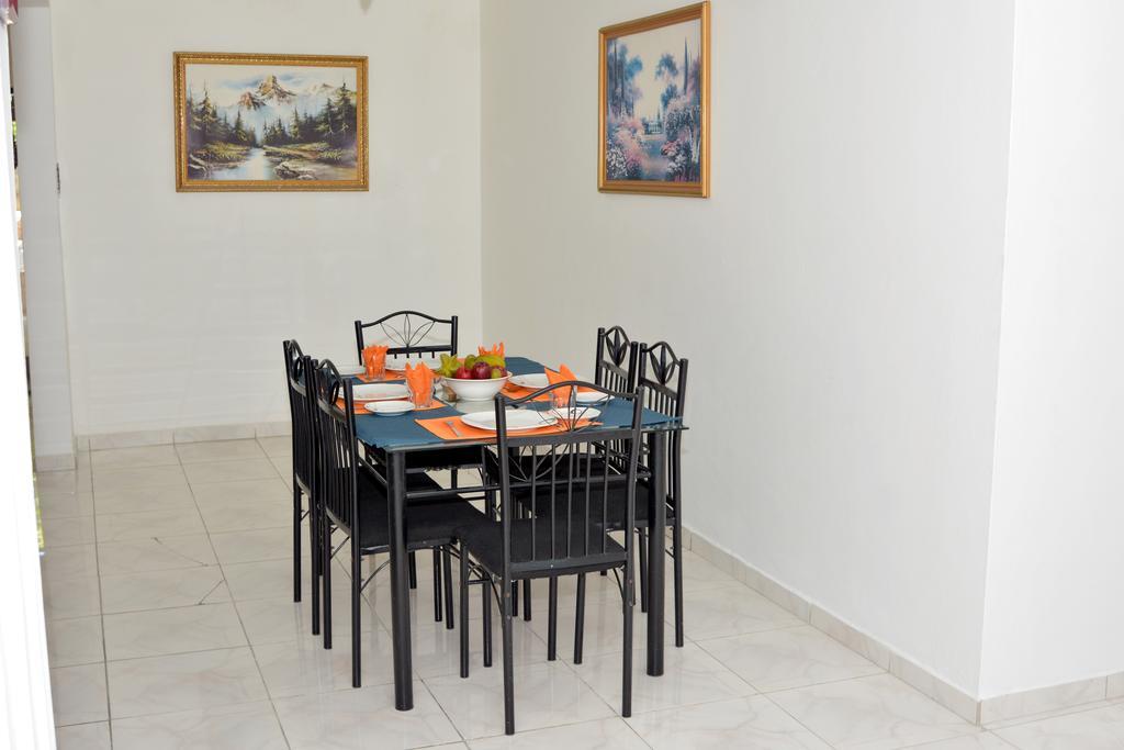 Paradise Palms Jamaica Vacation Holiday home Montego Bay