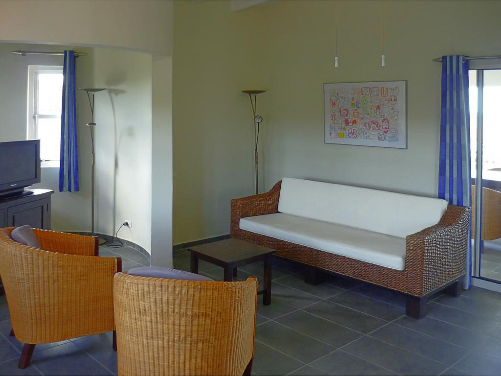 Caribbean Club Aparthotel