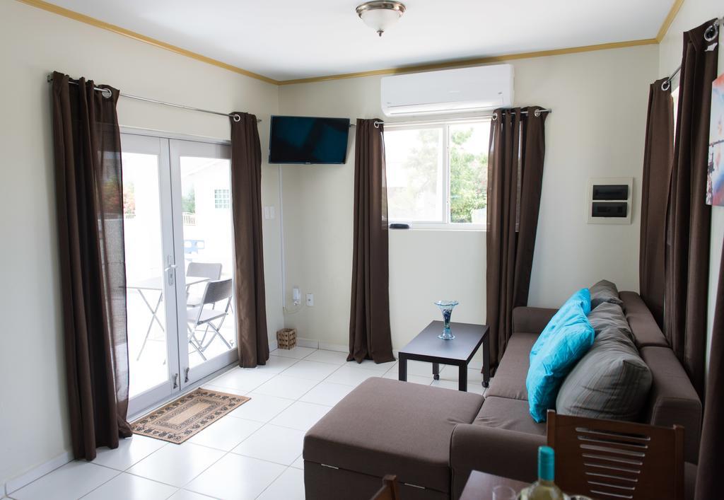 The Lush Apartamento Willemstad