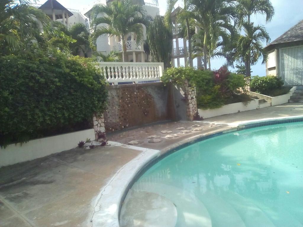 Elegant Awesome View Apartment Ocho Rios
