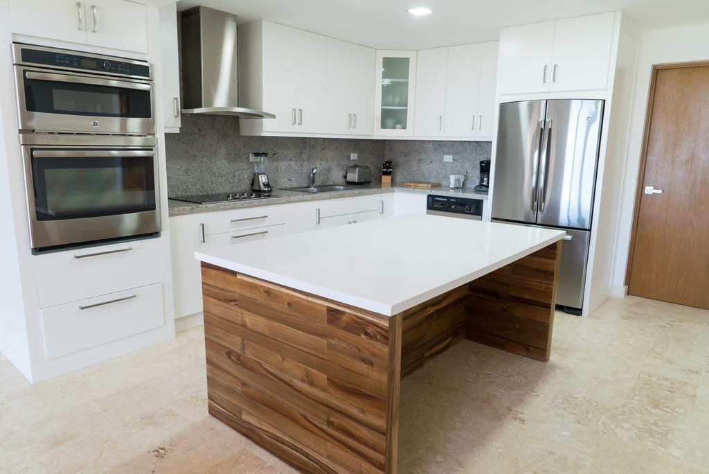 3br / 3ba Modern Paradise Loft In Gated Community W/ Daily Housekeeping Apartment *