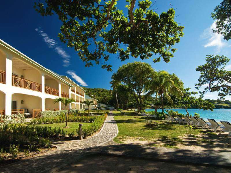 Bequia Hotel 3*
