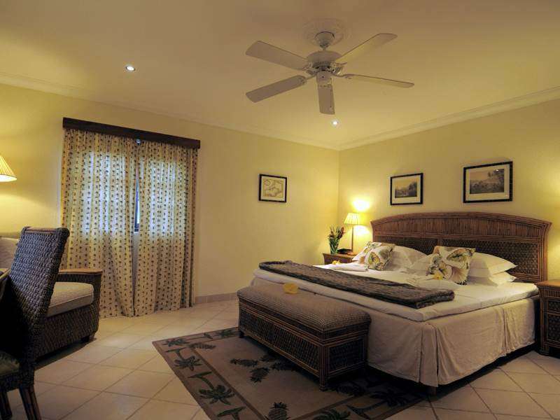 Hotel Bequia Port Elizabeth