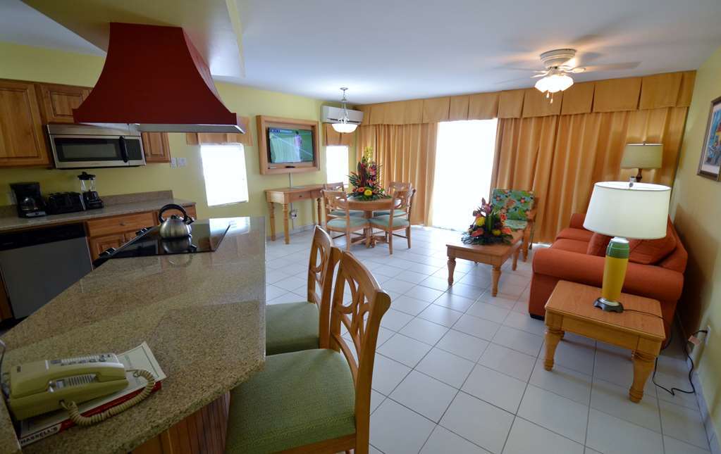 Hotel The Atrium And Spa, Ascend Collection Simpson Bay