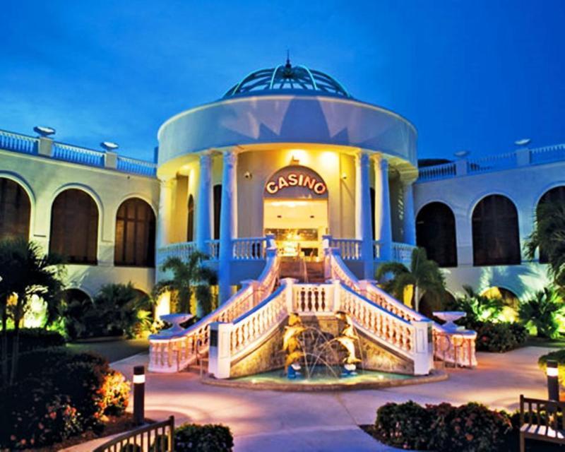 Hotel Divi Carina Bay All Inclusive Beach Resort & Casino