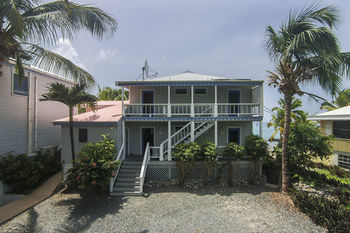 Hotel Coconut Coast
