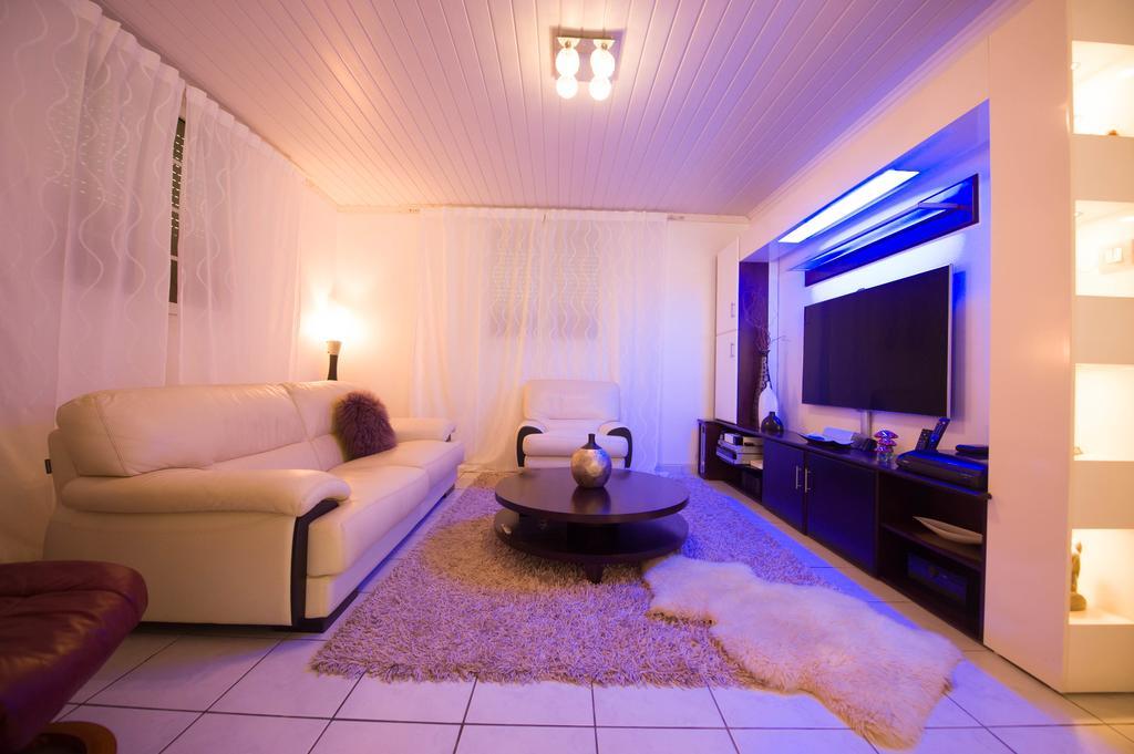 Locastudio - Grenadine * Sainte-Anne (Grande-Terre)